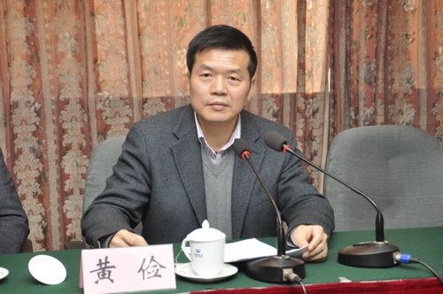 省教育厅副厅长,本届大学生艺术节组委会副主任黄俭